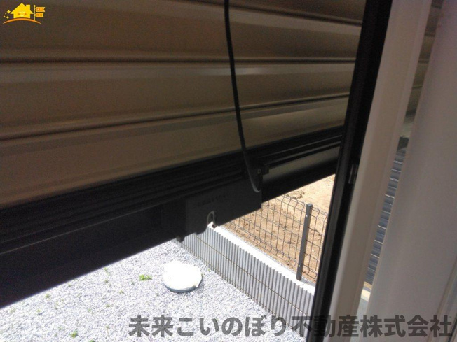 【設備】 | Blooming Garden加須市花崎4丁目1号棟 | シャッター雨戸付きで防犯面も安心です