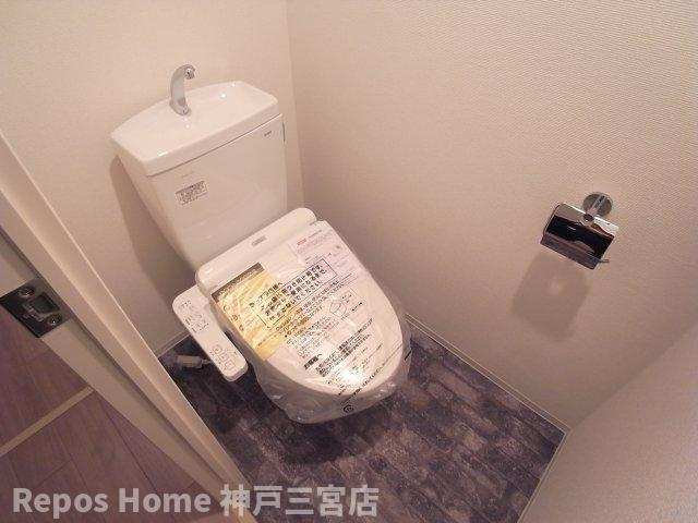 セレニテ神戸元町クレアのトイレ