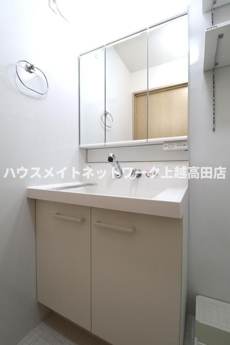 ハイツミナミの独立洗面台|洗髪洗面化粧台
