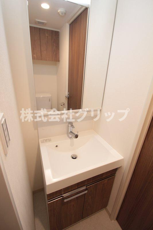 ディアレイシャス横浜吉野町の独立洗面台