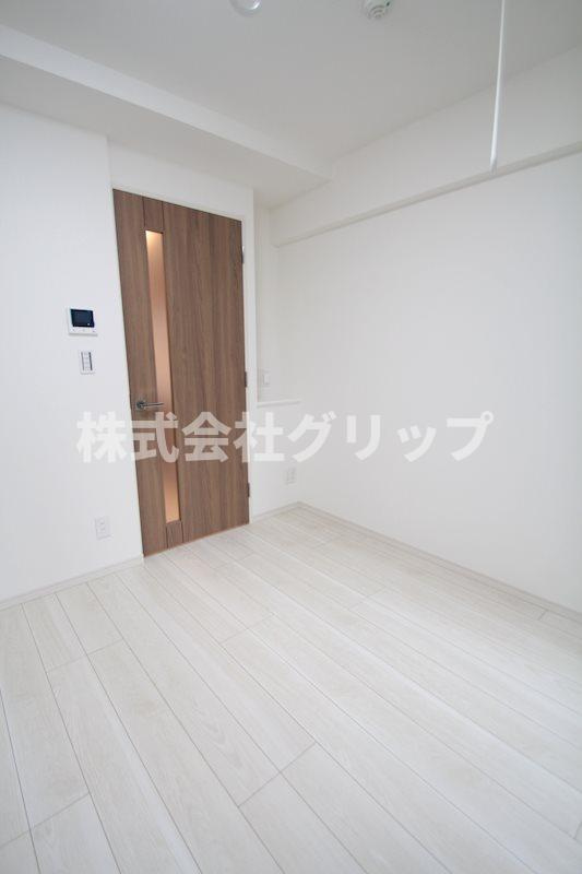 ディアレイシャス横浜吉野町の洋室