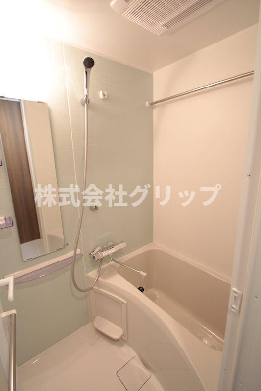 ディアレイシャス横浜吉野町の浴室