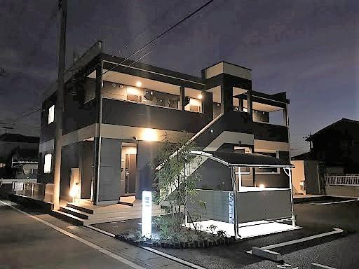 【外観】 | メゾンド・Ｒ | 外観写真（夜）