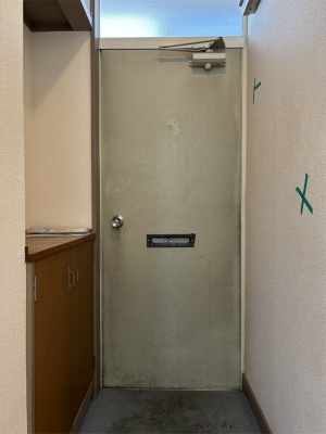 グリーンハイム寿の玄関