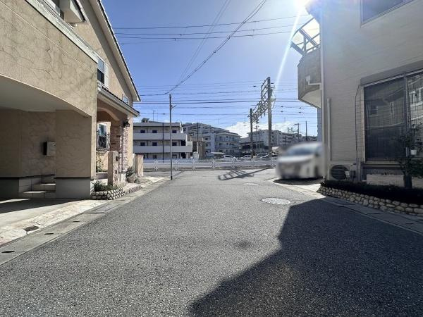 【前面道路含む現地写真】 | 垂水区五色山4丁目　中古戸建