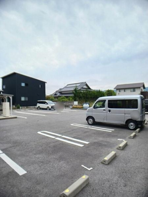 【駐車場】 | ヒラスズキ２