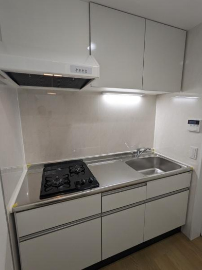【キッチン】 | Apartment風音 | ２口ガスコンロ付き