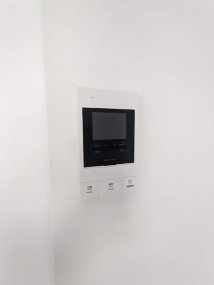 【セキュリティ】 | Apartment風音 | オートロックのモニターフォンです。