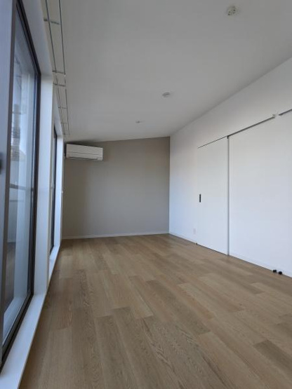 【寝室】 | Apartment風音 | エアコン取り付け工事前