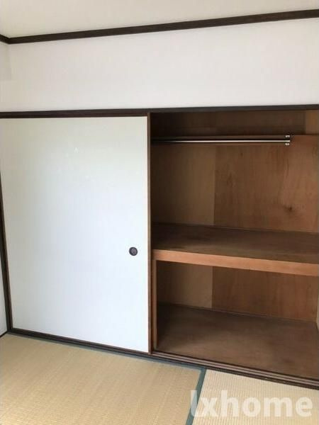 青葉丘コーポの収納|ちょっとした収納スペースも充実しています