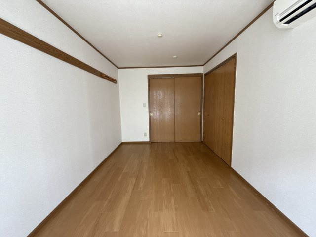 グリーンハウス継の寝室