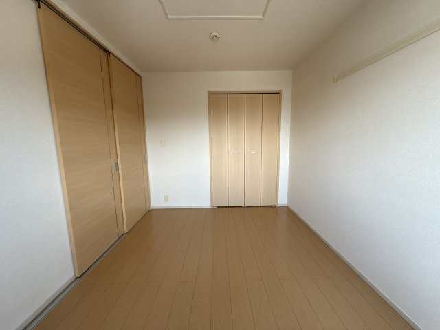 メゾンプラースⅢの寝室