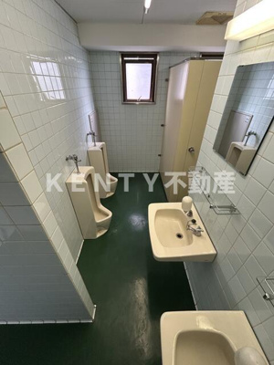 【トイレ】 | 大田丸ヱ農産ビル | ゆったりとした空間のトイレです