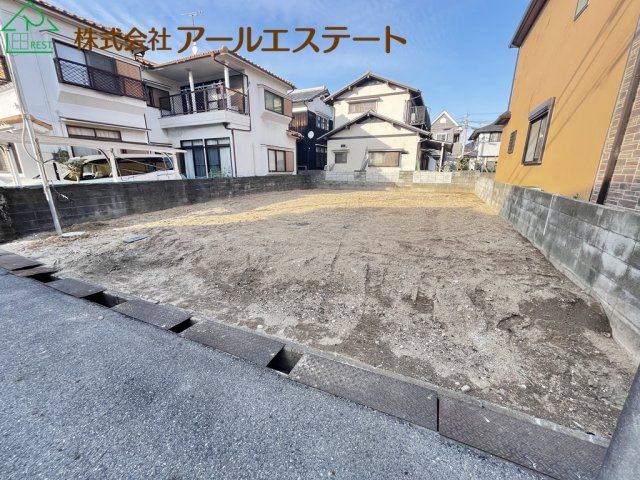 加古川市平岡町土山1期　JR「土山駅」徒歩16分の駐車場