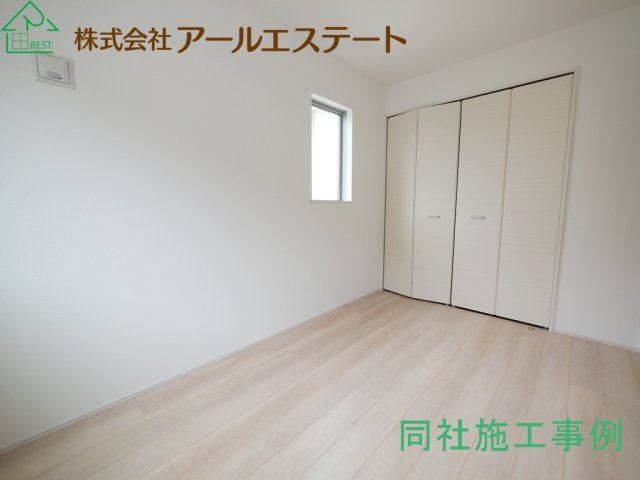 加古川市平岡町土山1期　JR「土山駅」徒歩16分の寝室