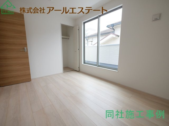 加古川市平岡町土山1期　JR「土山駅」徒歩16分の寝室