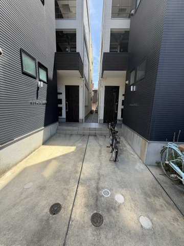 Rassure N・Kの駐車場