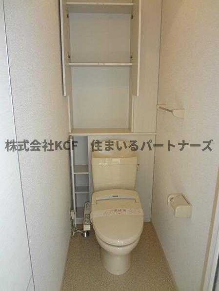 ロイヤル・レセンテ B棟のトイレ|清潔感のあるトイレです