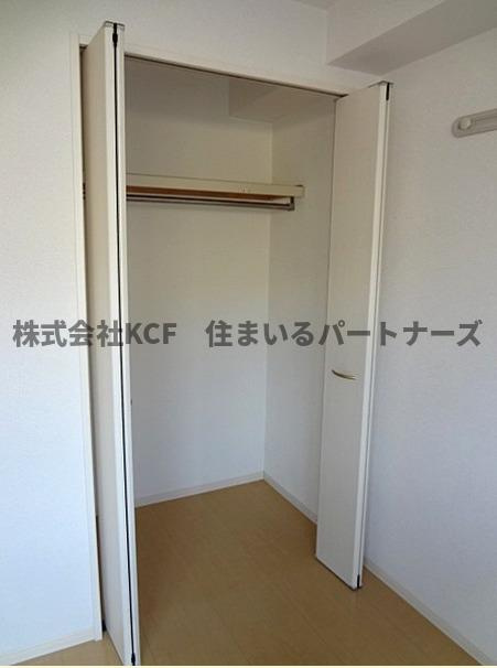 ロイヤル・レセンテ B棟の収納|便利な収納スペースです
