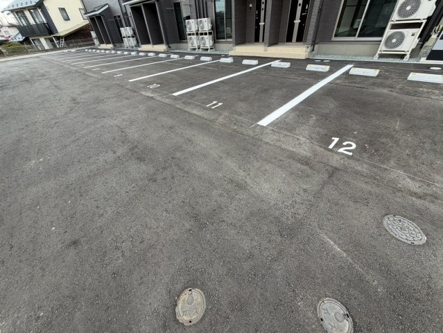 【新築】GRAND GARDENⅢの駐車場
