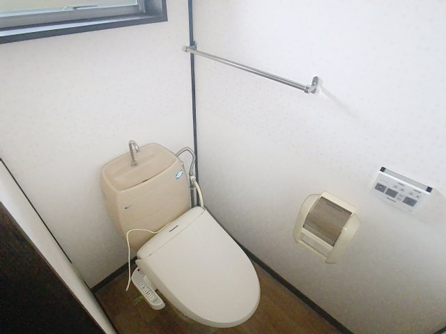 ビートルズハウスのトイレ