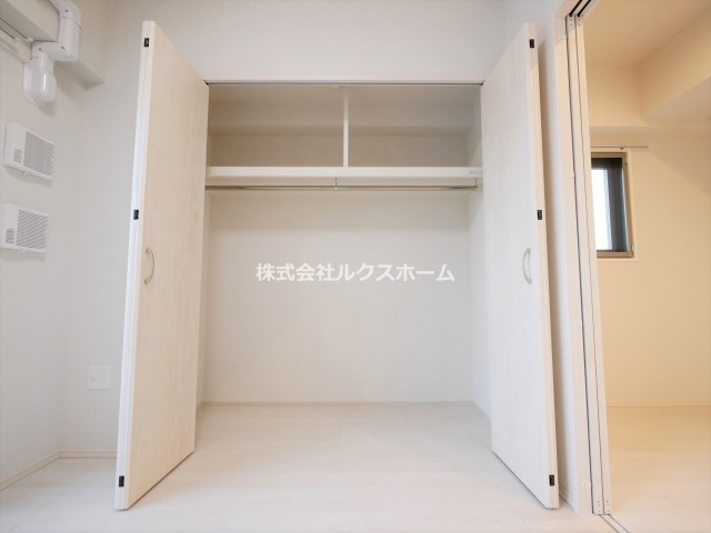 レシオ千里丘の収納|きれいな洋室です