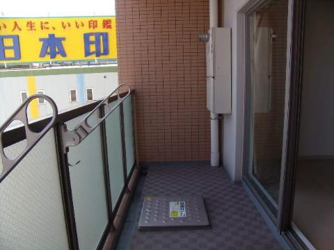 LaSante東別院のバルコニー