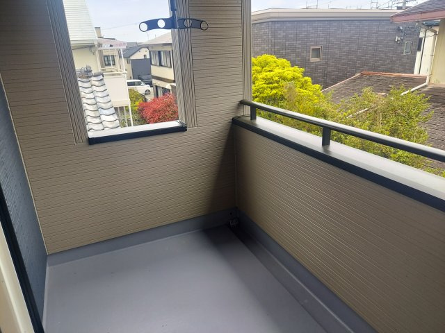宝塚市山本台3丁目新築一戸建のバルコニー|インナーバルコニー