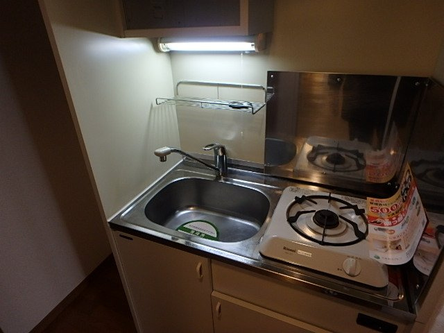 ドルチェ代々木のキッチン|1口ガスコンロ
