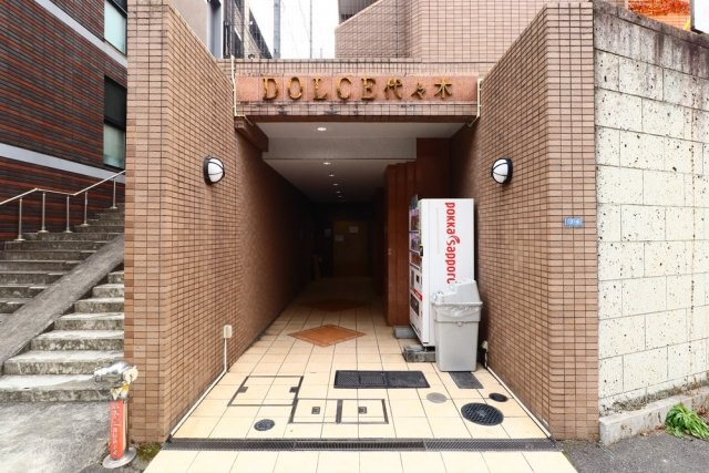 ドルチェ代々木のエントランス|エントランスです