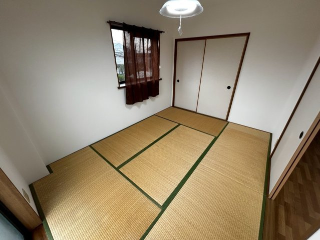 フォブール久松の和室