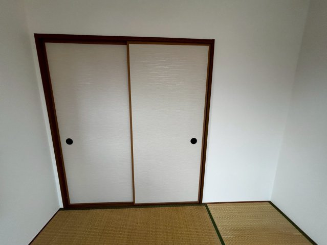 フォブール久松の和室