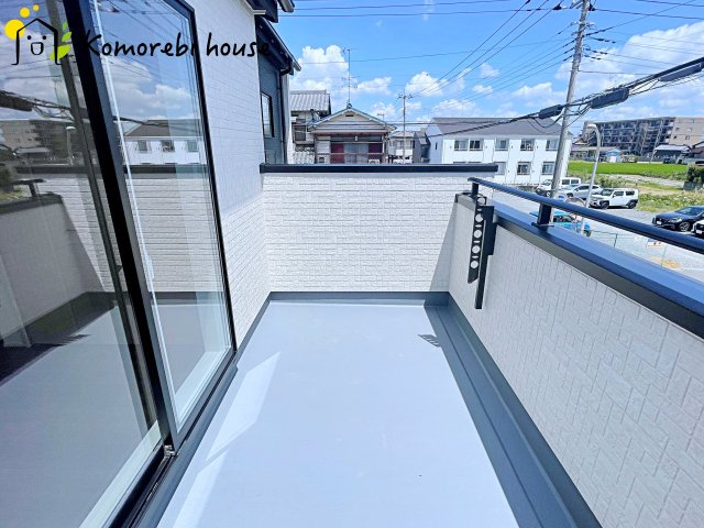鴻巣市吹上本町2丁目　新築一戸建て　ブルーミングガーデン　02のバルコニー|陽当たり良好なバルコニーです