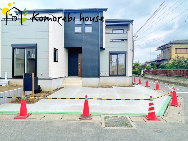 鴻巣市吹上本町2丁目　新築一戸建て　ブルーミングガーデン　02の駐車場|カースペースがあります