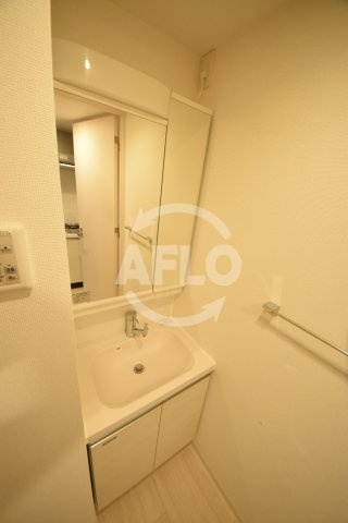 TOYOTOMi STAY Premium ABENO天王寺の独立洗面台|TOYOTOMI STAY PREMIUM ABENO天王寺　洗面化粧台