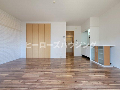 【内装】 | サンヒルズ岡町 | ※同タイプの写真となり、実際のお部屋とは異なる場合があります