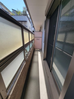 【バルコニー】 | サンヒルズ岡町 | ※同タイプの写真となり、実際のお部屋とは異なる場合があります