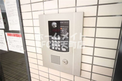 【セキュリティ】 | デ・リード弁天町港通 | オートロック完備です