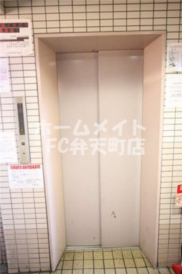 【その他共用部分】 | デ・リード弁天町港通 | エレベーターがあります