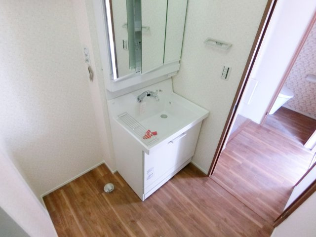 アンタレス浦和の洗面所|別号室の参考写真です。