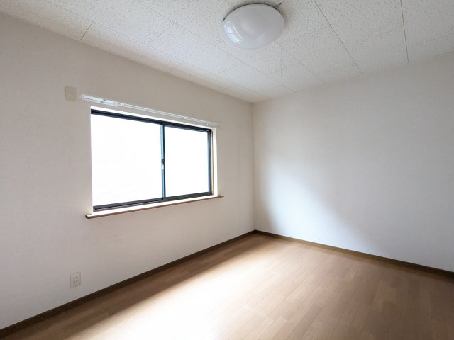 住建ハイツ