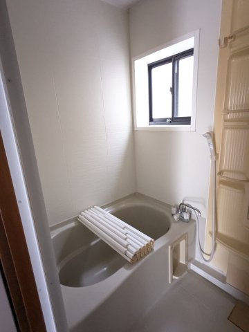 住建ハイツの浴室