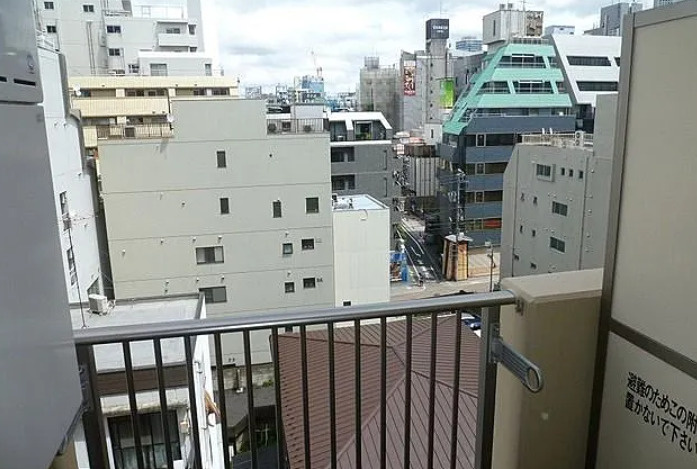 プライムアーバン池袋のバルコニー