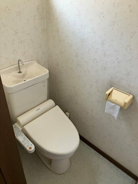 大金平戸建のトイレ