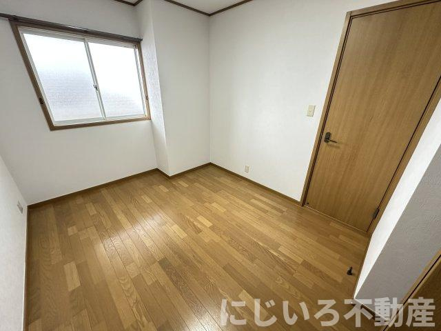 ハイツアクシスの居間・リビング