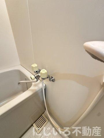 ハイツアクシスの浴室
