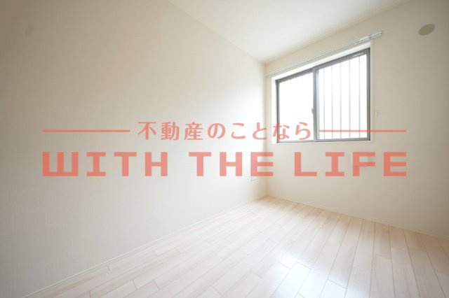 ユニバース【キャッシュバック対象物件】の洋室|過ごしやすい室内です