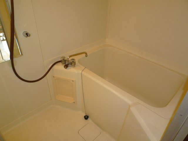 ヴィラウエストナンバの浴室
