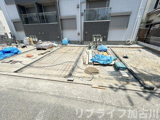 BelleLead加古川　イチョウ並木の駐車場