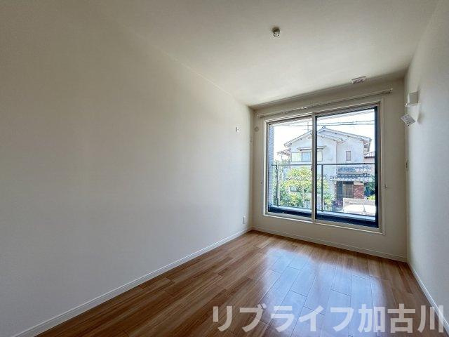 BelleLead加古川　イチョウ並木の洋室
